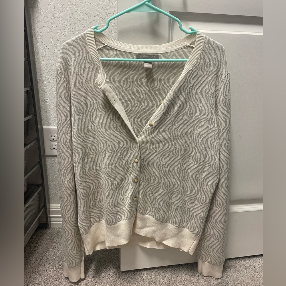 Business Casual Banana Republic Off-white Sweater Top  with Beige Design Size XL